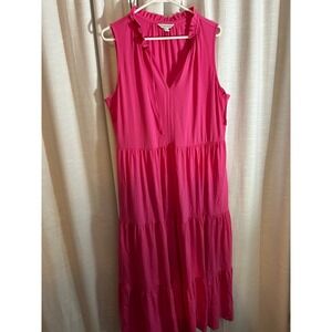 Crown and ivy t-shirt feel pink dress